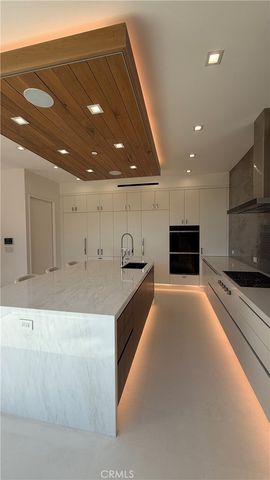 3901 Avenida Del Sol, Studio City, CA 91604
