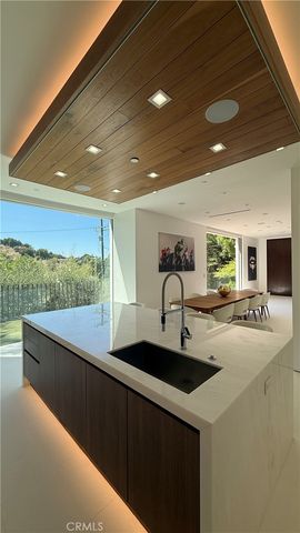 3901 Avenida Del Sol, Studio City, CA 91604
