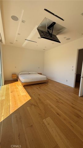 3901 Avenida Del Sol, Studio City, CA 91604