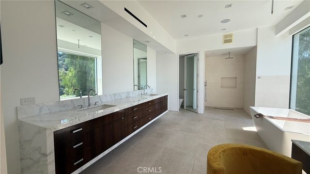 3901 Avenida Del Sol, Studio City, CA 91604
