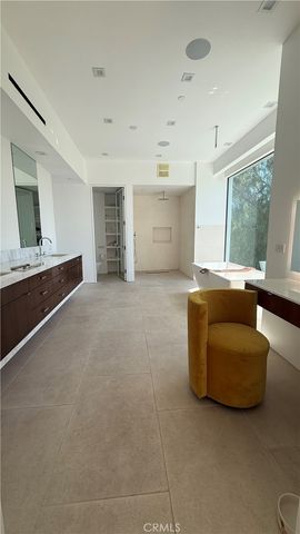 3901 Avenida Del Sol, Studio City, CA 91604