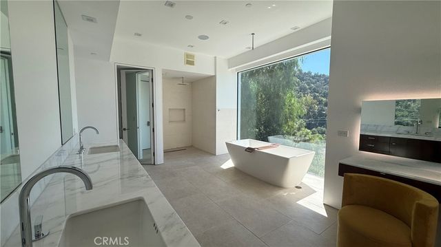 3901 Avenida Del Sol, Studio City, CA 91604