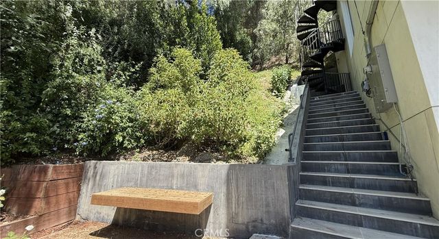 3901 Avenida Del Sol, Studio City, CA 91604