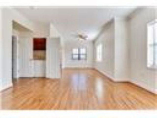 10102 Neuens Road B300, Houston, TX 77080