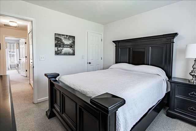 7277 Charlotte Pike Unit 323, Nashville, TN 37209