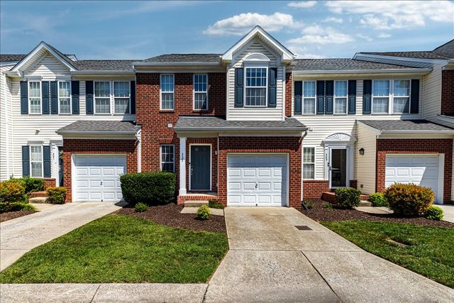 7277 Charlotte Pike Unit 323, Nashville, TN 37209