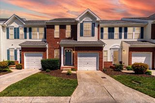 7277 Charlotte Pike Unit 323, Nashville, TN 37209