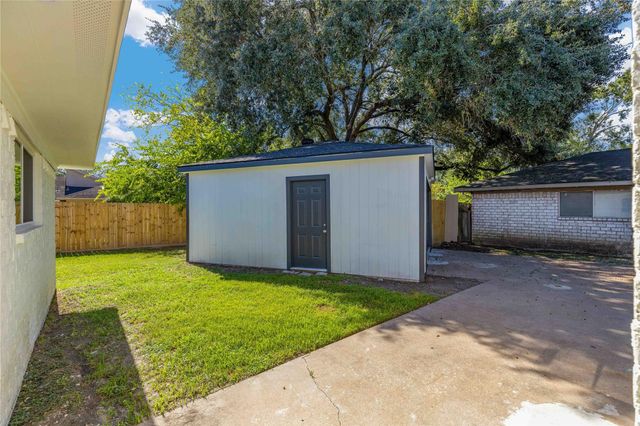 10314 Sageplum Drive, Houston, TX 77089