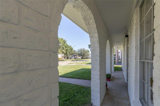 10314 Sageplum Drive, Houston, TX 77089