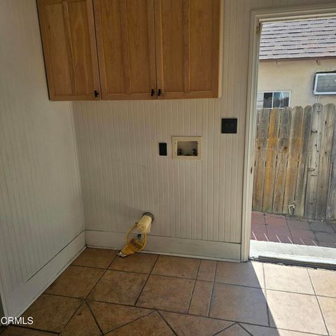 10003 Tujunga Canyon Boulevard, Los Angeles, CA 91042