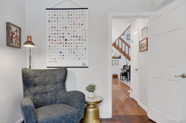 5 Larch Court, Poughkeepsie, NY 12603