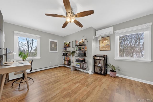 5 Larch Court, Poughkeepsie, NY 12603