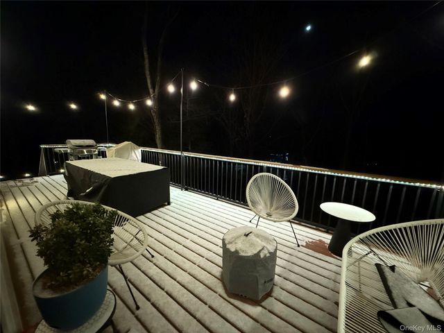 5 Larch Court, Poughkeepsie, NY 12603