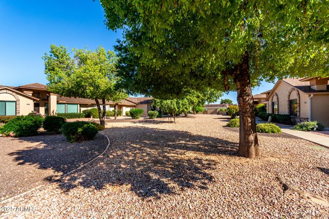 20006 N BROKEN ARROW Drive, Sun City West, AZ 85375