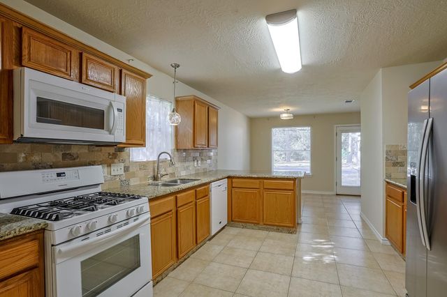 28915 Forest Hill Drive, Magnolia, TX 77355