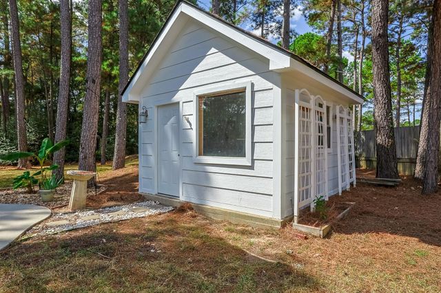 28915 Forest Hill Drive, Magnolia, TX 77355