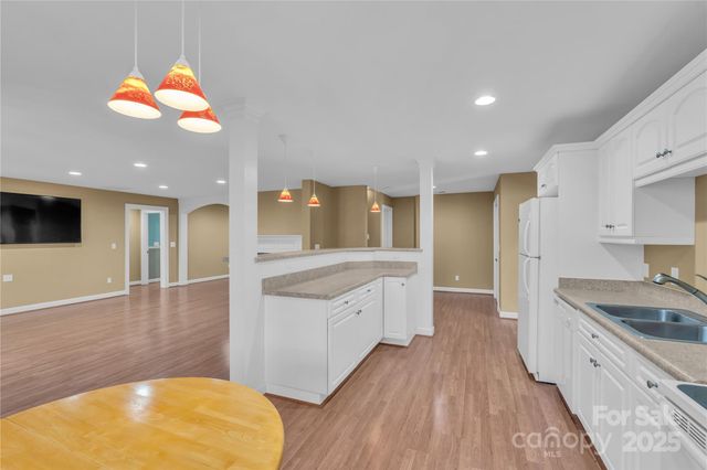 20 Moccasin Flower Trail, Landrum, SC 29356