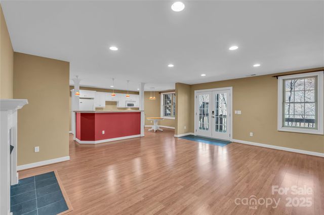 20 Moccasin Flower Trail, Landrum, SC 29356