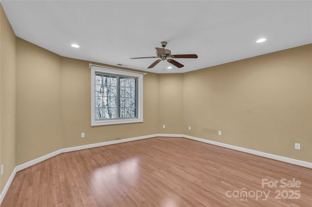 20 Moccasin Flower Trail, Landrum, SC 29356