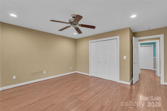 20 Moccasin Flower Trail, Landrum, SC 29356