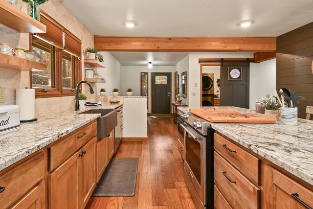 499 Turkey Tree Road, Galena, MO 65656