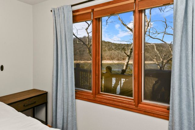 499 Turkey Tree Road, Galena, MO 65656