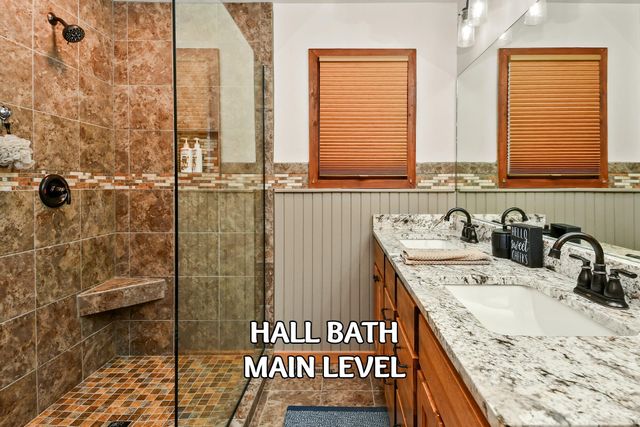 499 Turkey Tree Road, Galena, MO 65656