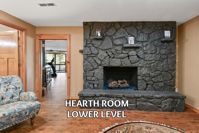 499 Turkey Tree Road, Galena, MO 65656