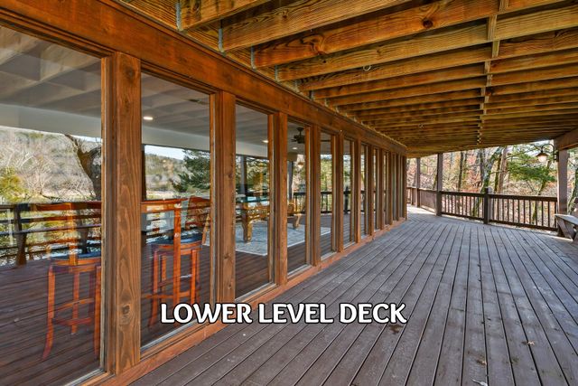 499 Turkey Tree Road, Galena, MO 65656