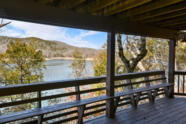 499 Turkey Tree Road, Galena, MO 65656