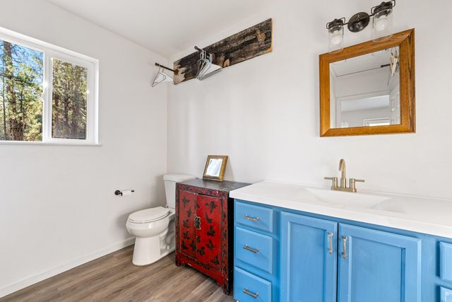 17637 Highway 66, Ashland, OR 97520