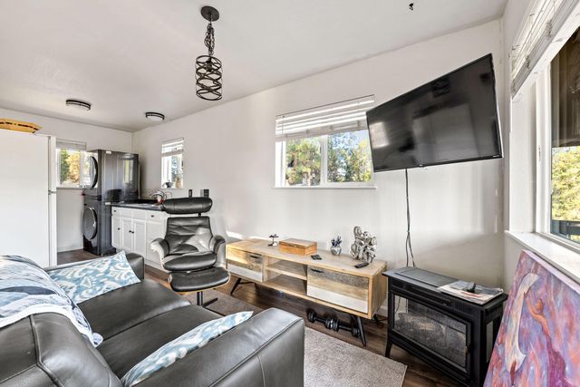 17637 Highway 66, Ashland, OR 97520