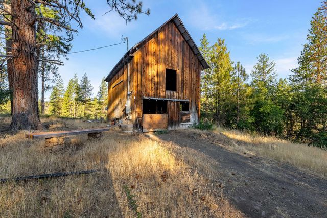 17637 Highway 66, Ashland, OR 97520