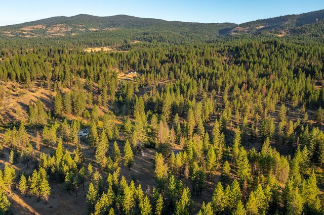 17637 Highway 66, Ashland, OR 97520