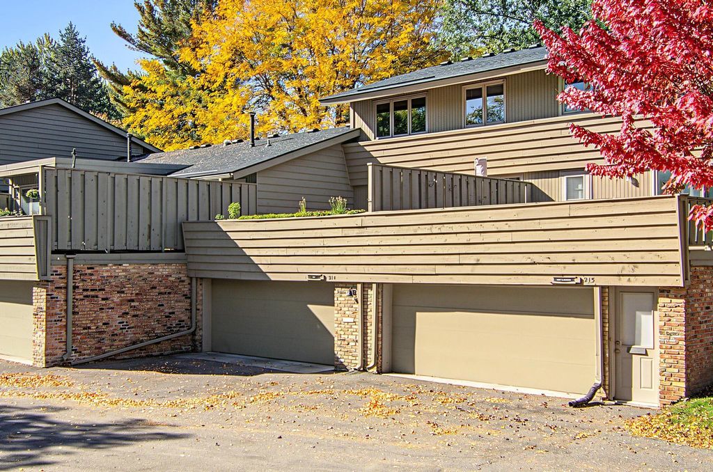 214 Windsor Court, New Brighton, MN 55112 — photo 3