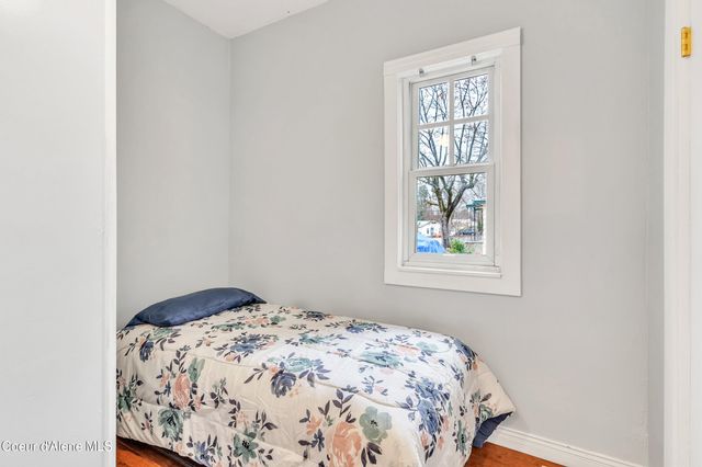 706 Main St, Sandpoint, ID 83864