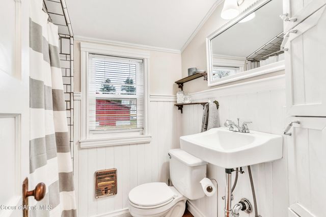 706 Main St, Sandpoint, ID 83864