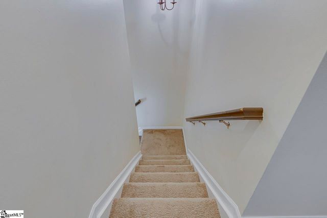 4 Crown Empire Court, Simpsonville, SC 29681