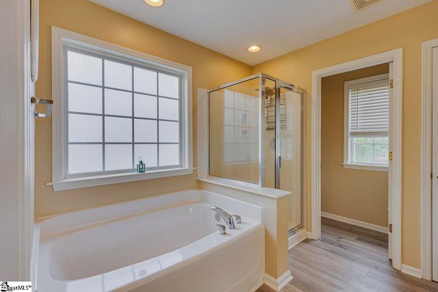 4 Crown Empire Court, Simpsonville, SC 29681