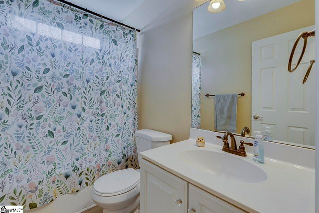 4 Crown Empire Court, Simpsonville, SC 29681
