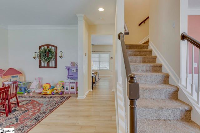 4 Crown Empire Court, Simpsonville, SC 29681