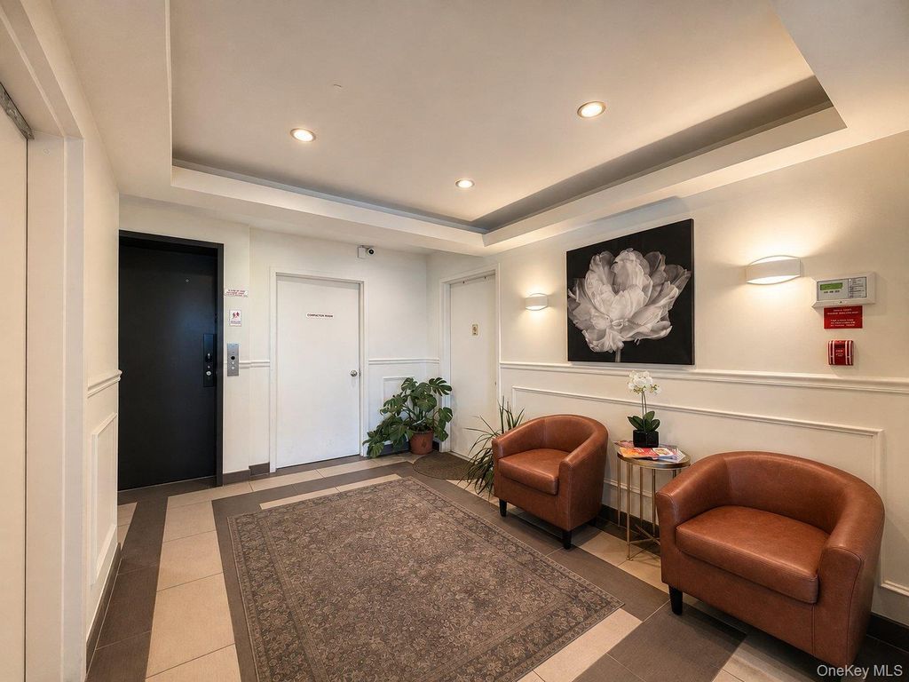135-46 Grand Central Parkway 4C, Briarwood, NY 11435 — photo 4