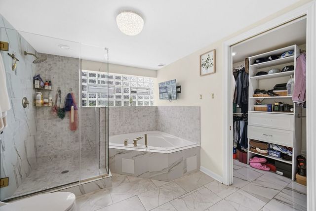 2605 W 83rd Place, Chicago, IL 60652