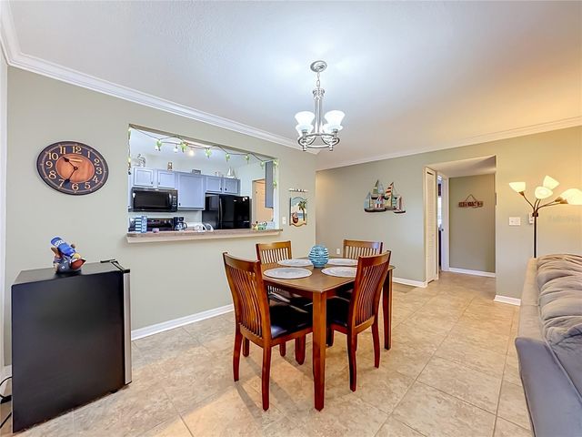 1935 TOUCAN WAY 302, Sarasota, FL 34232