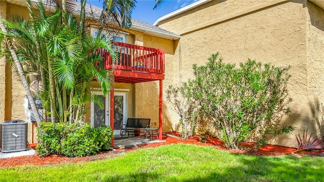 1935 TOUCAN WAY 302, Sarasota, FL 34232