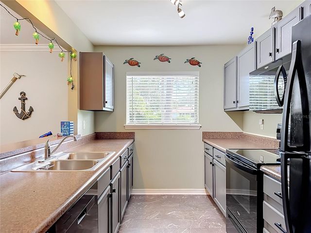 1935 TOUCAN WAY 302, Sarasota, FL 34232