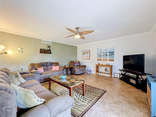 1935 TOUCAN WAY 302, Sarasota, FL 34232