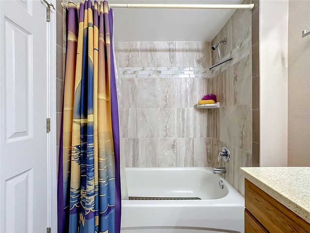 1935 TOUCAN WAY 302, Sarasota, FL 34232