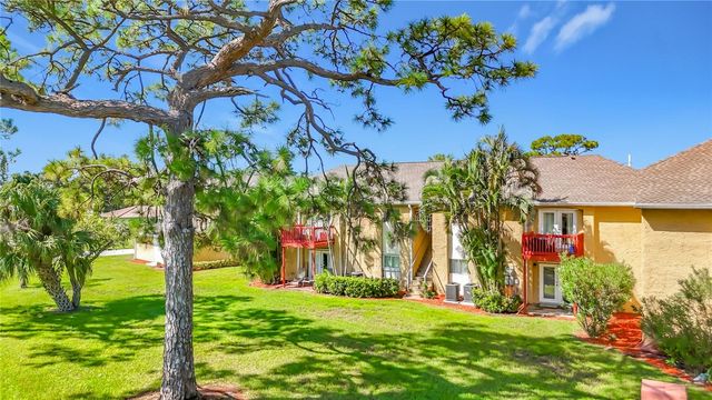 1935 TOUCAN WAY 302, Sarasota, FL 34232