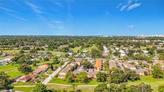 1935 TOUCAN WAY 302, Sarasota, FL 34232